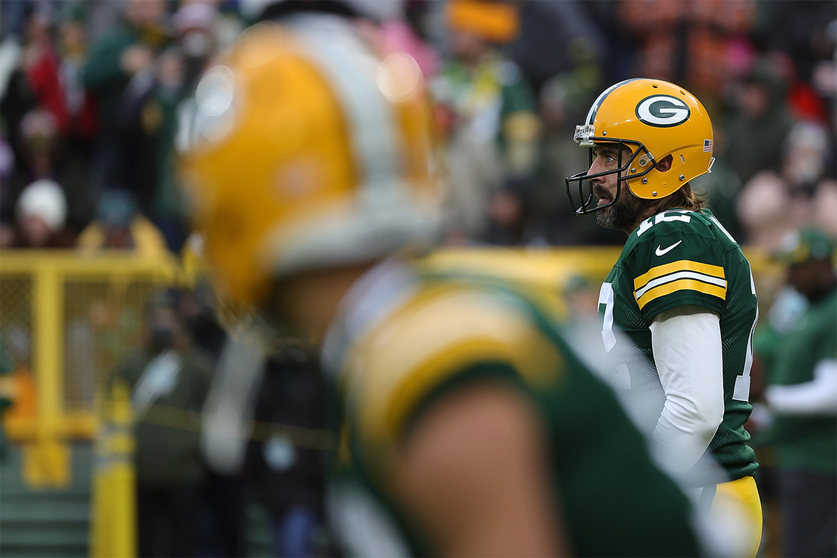 Aaron Rodgers lining up at Lambeau Field