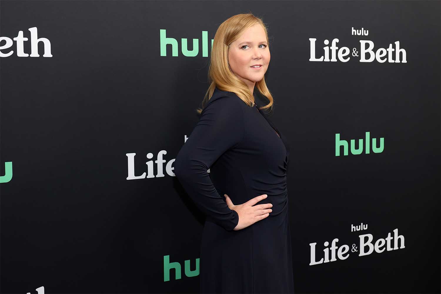 Amy Schumer Inviting Zelensky to the Oscars Makes Hollywood Seem Even More Self-Important Than It Already Did