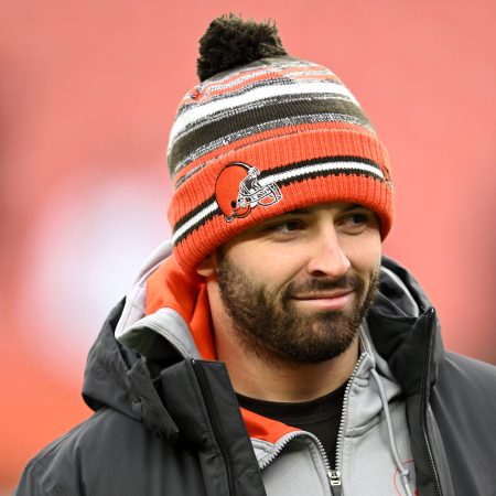 Baker Mayfield looks on during warm-ups