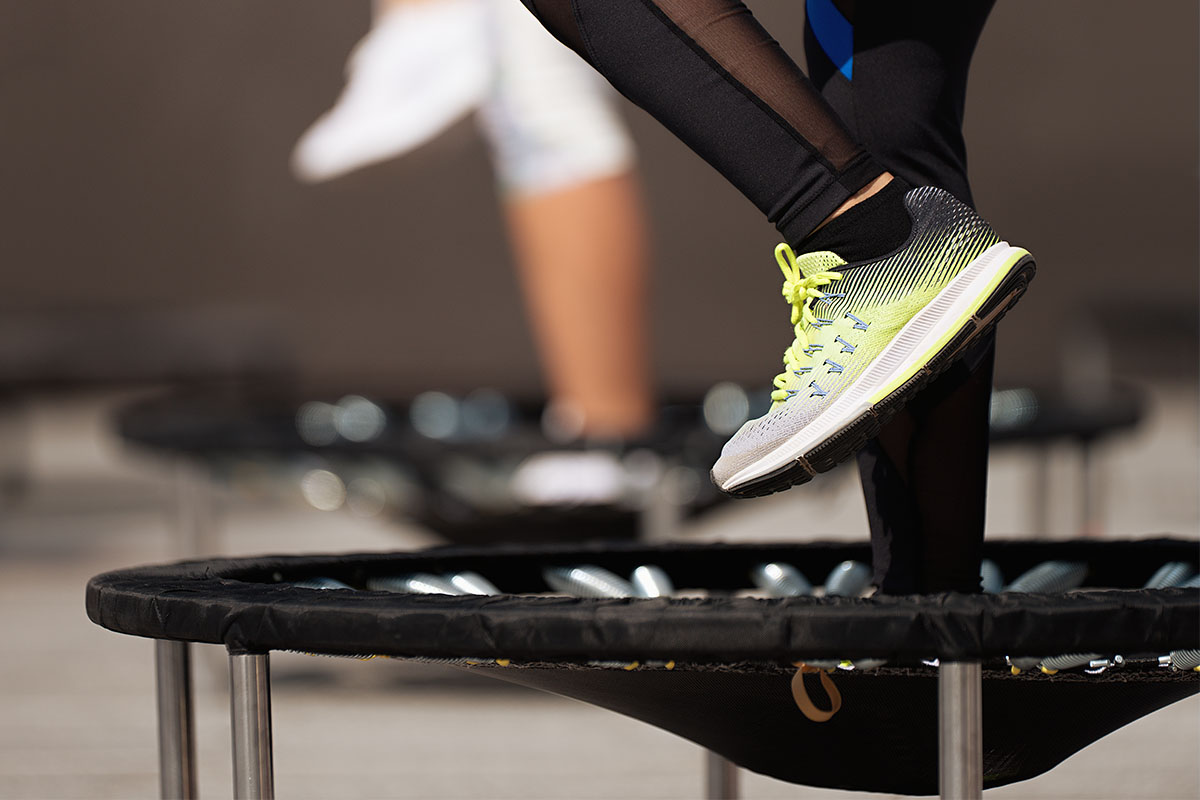 How to Get in Ridiculous Shape Using Only a Trampoline