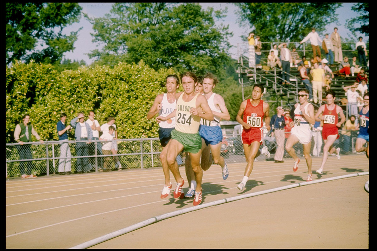 Steve Prefontaine leads the pack at a collegiate track meet.