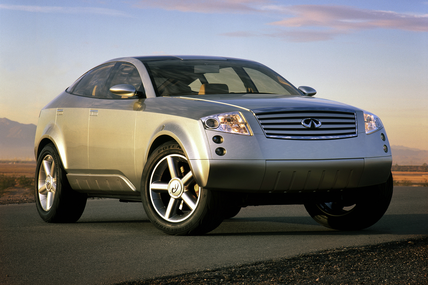 The 2001 Infiniti FX45 Concept Car