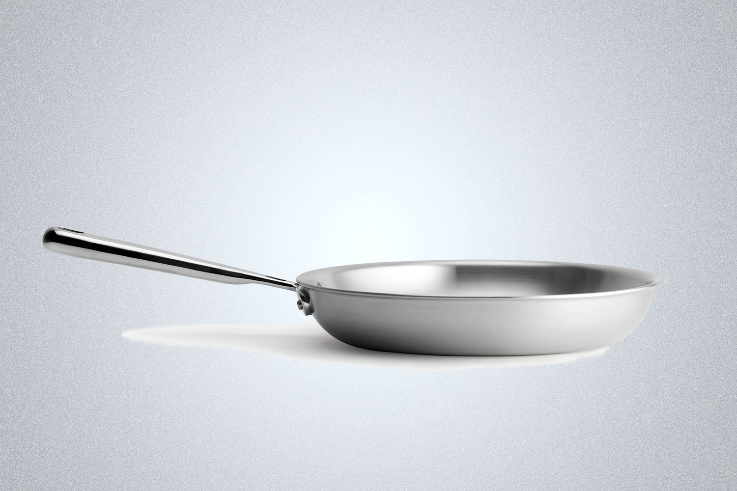 The Misen Stainless Steel Skillet