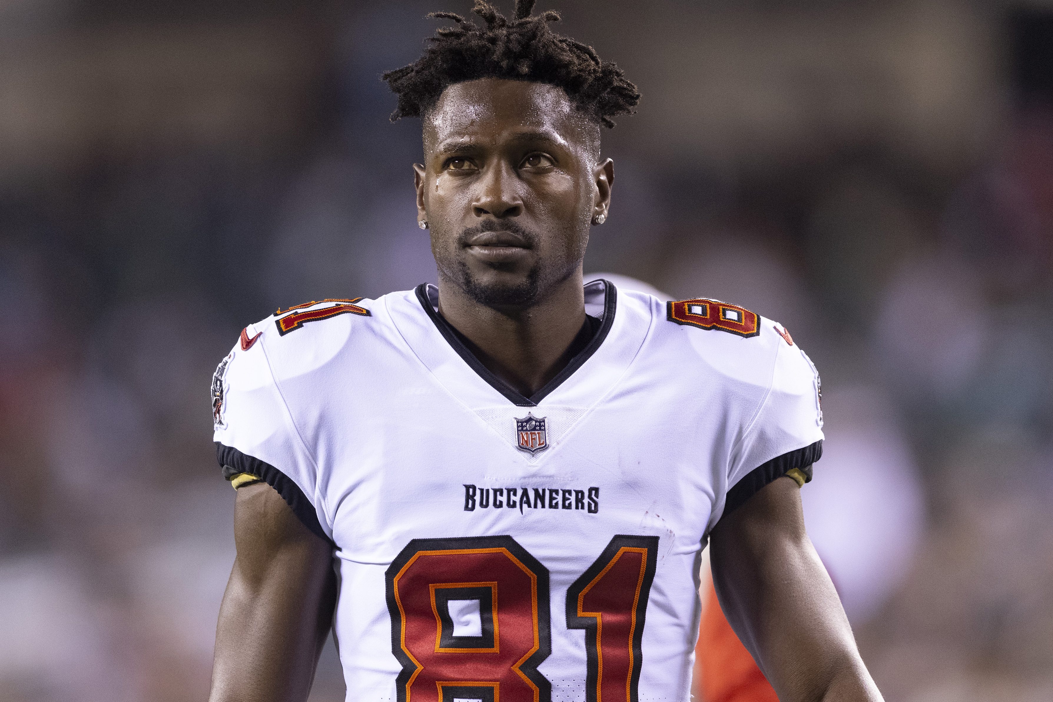 Antonio Brown before a game against the Philadelphia Eagles at Lincoln Financial Field