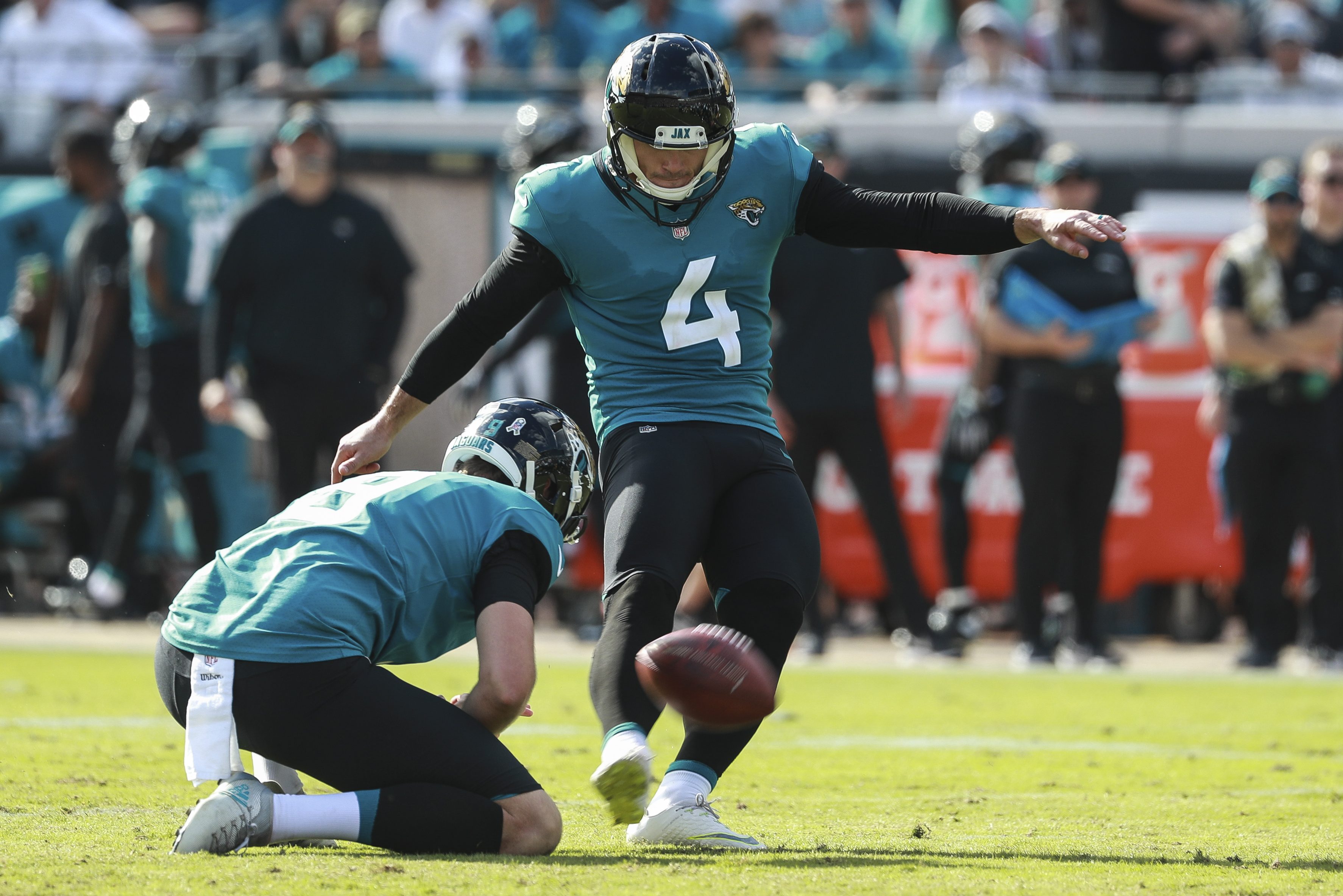 Josh Lambo kicks a field goal against the Pittsburgh Steelers in Jacksonville in 2018