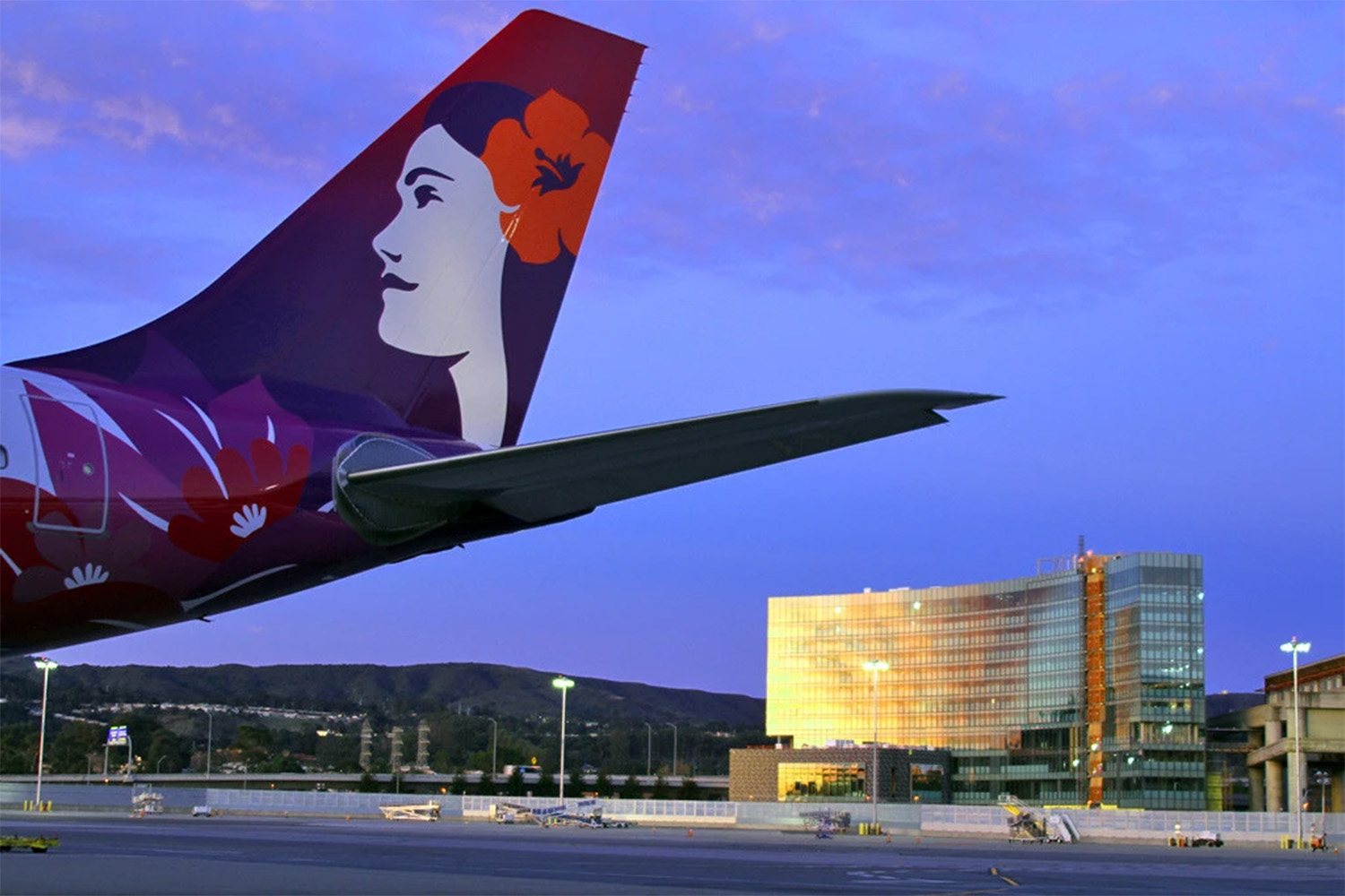 A Hawaiian Airlines aircraft at SFO