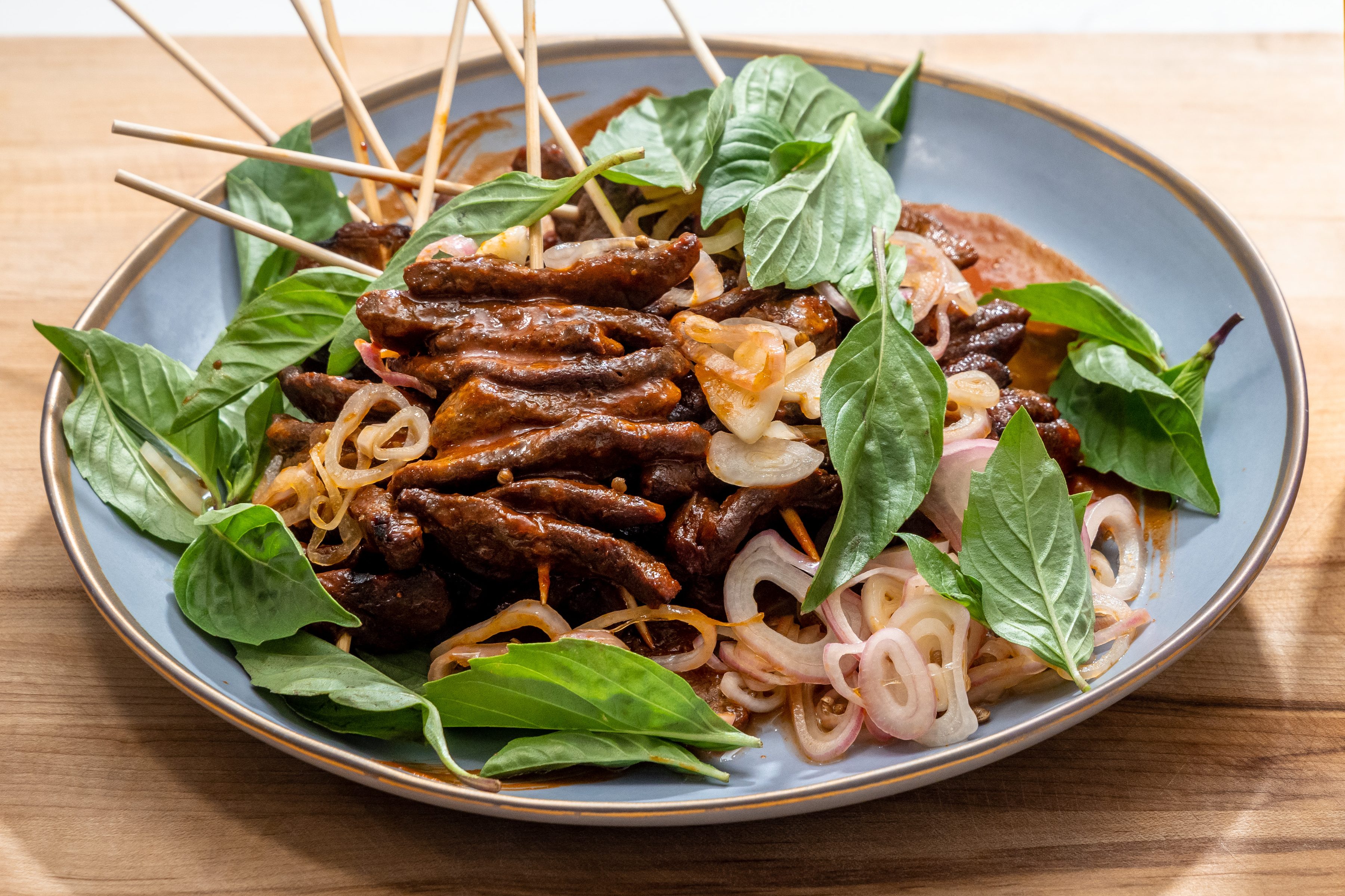 A plate of Plantspired steak skewers