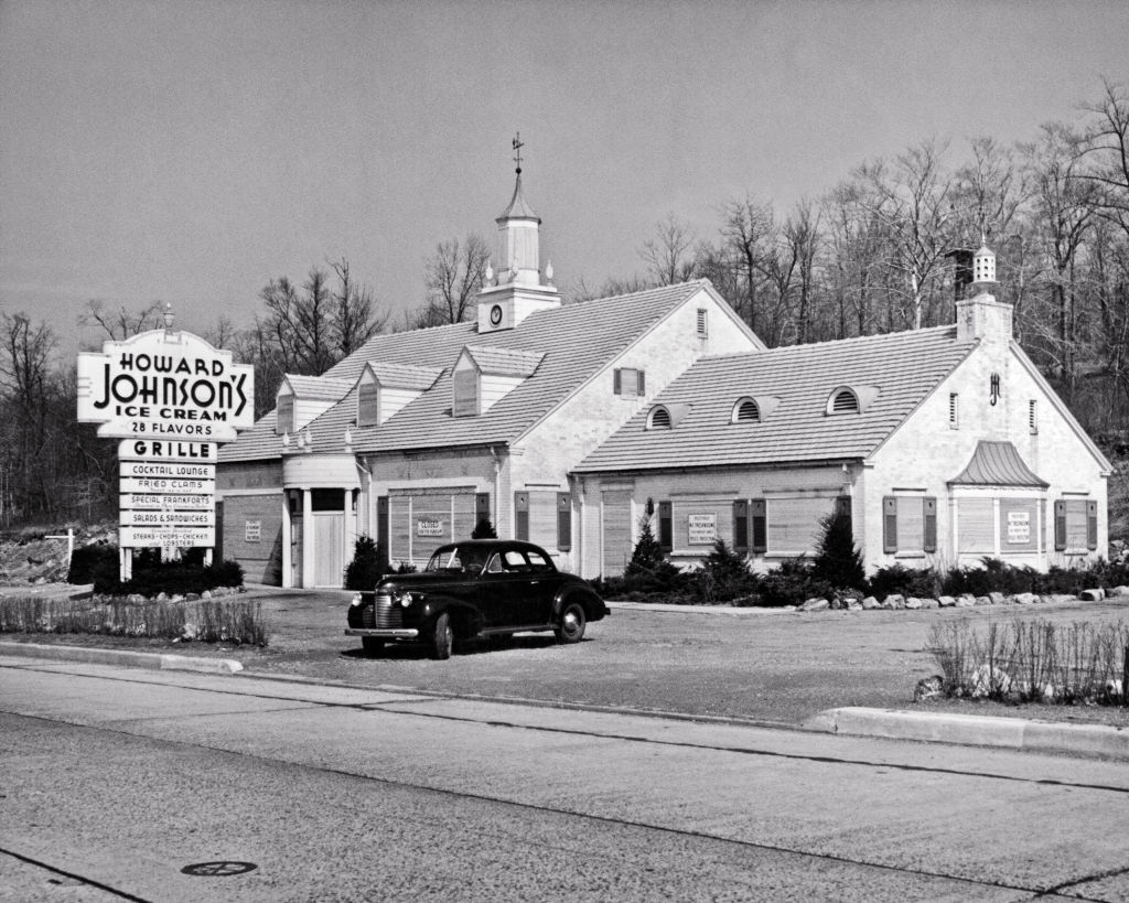 Howard Johnson Roadside Restaurant