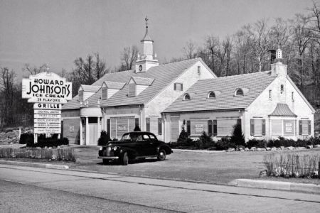 Howard Johnson Roadside Restaurant