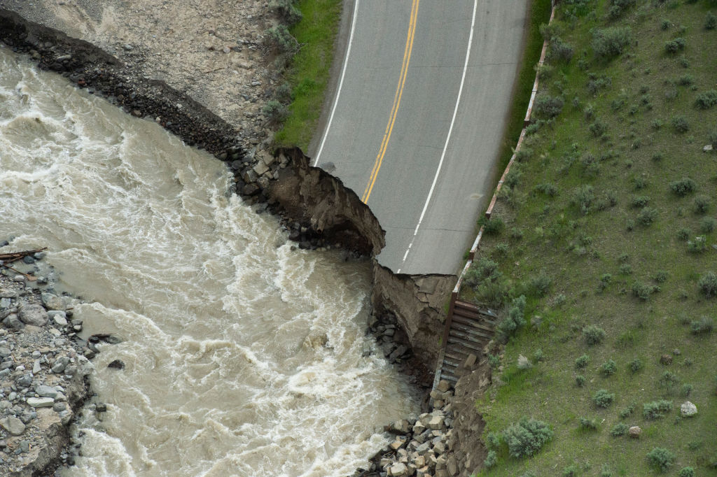 Yellowstone floods