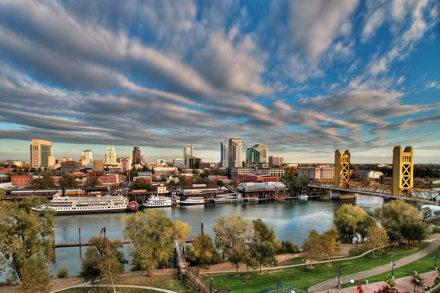 The Sacramento city skyline with a view of the river