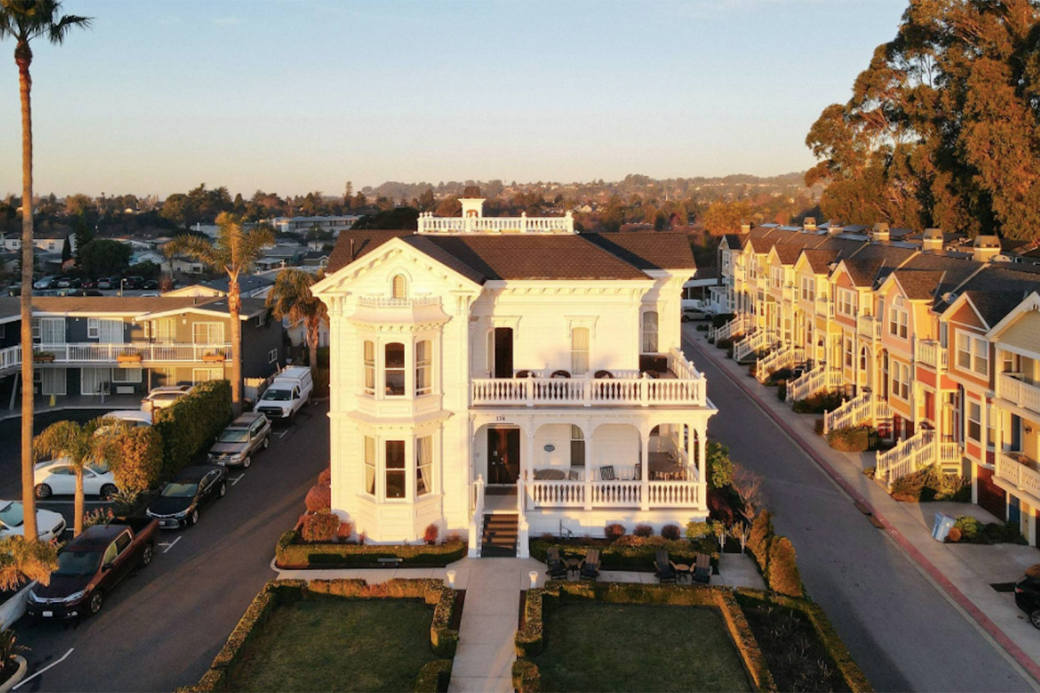 Exterior of West Cliff Inn