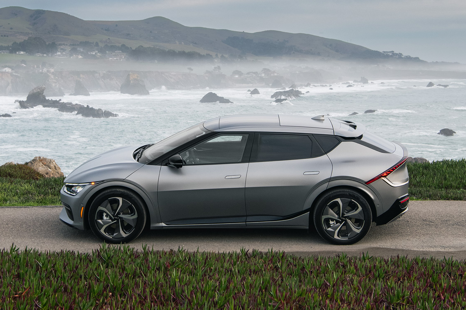 A side profile of the 2022 Kia EV6 electric SUV