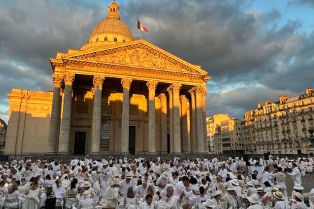 Diner en Blanc