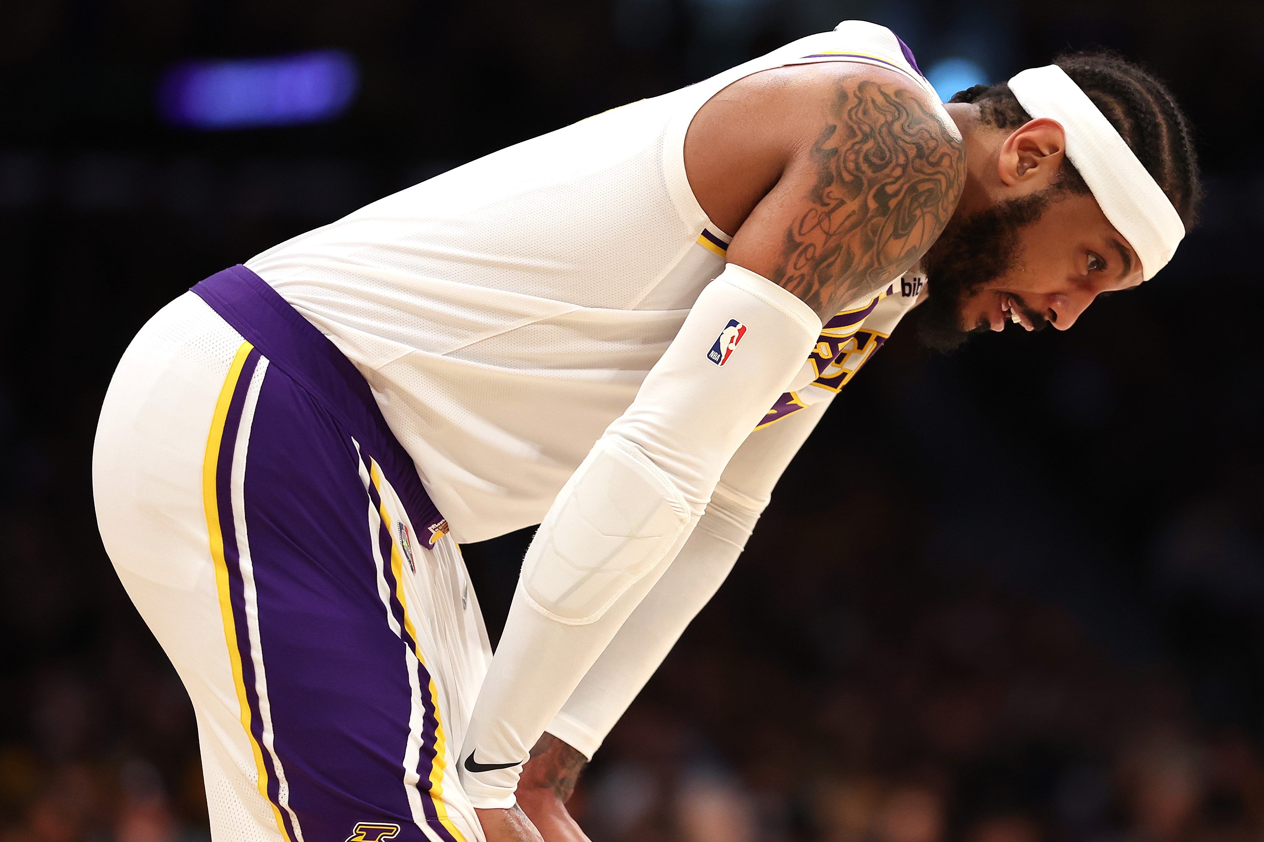 Carmelo Anthony on the court for the Los Angeles Lakers last season