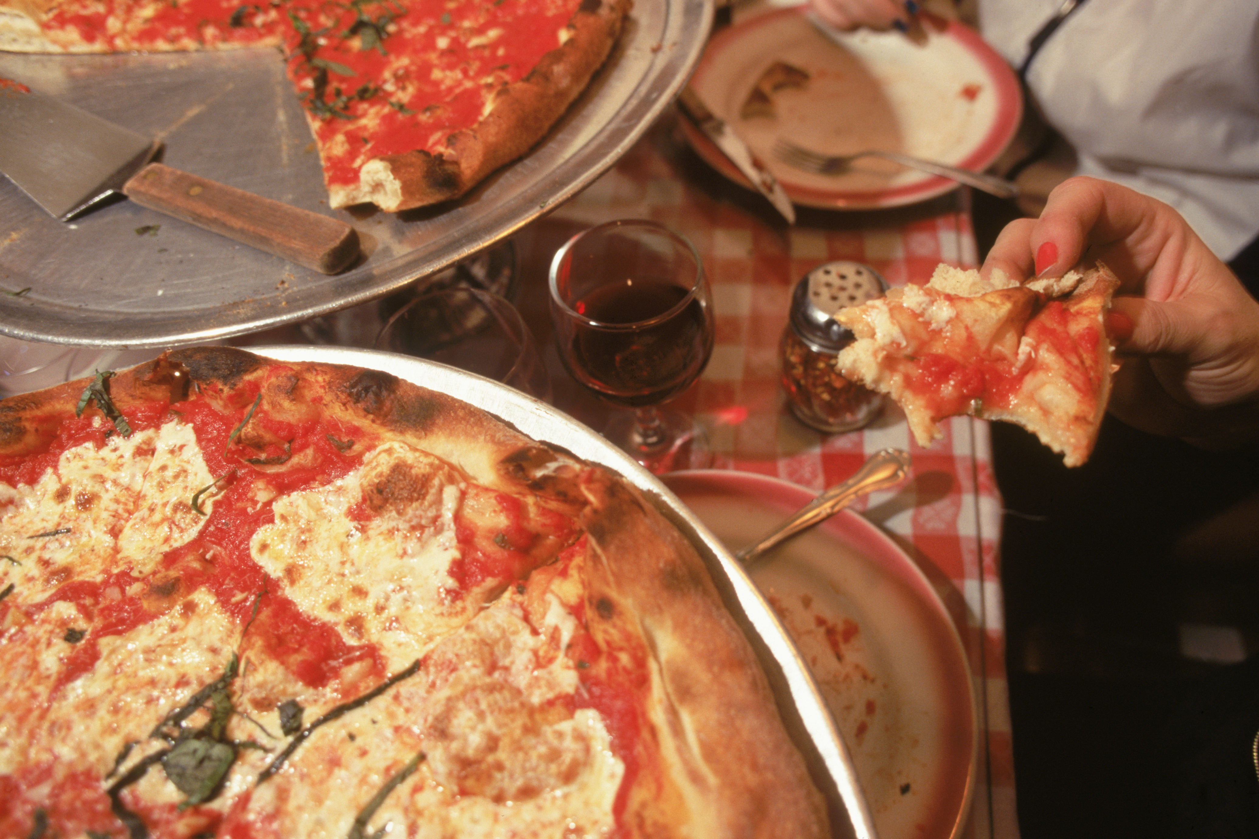 A pizza from NYC restaurant Lombardi's