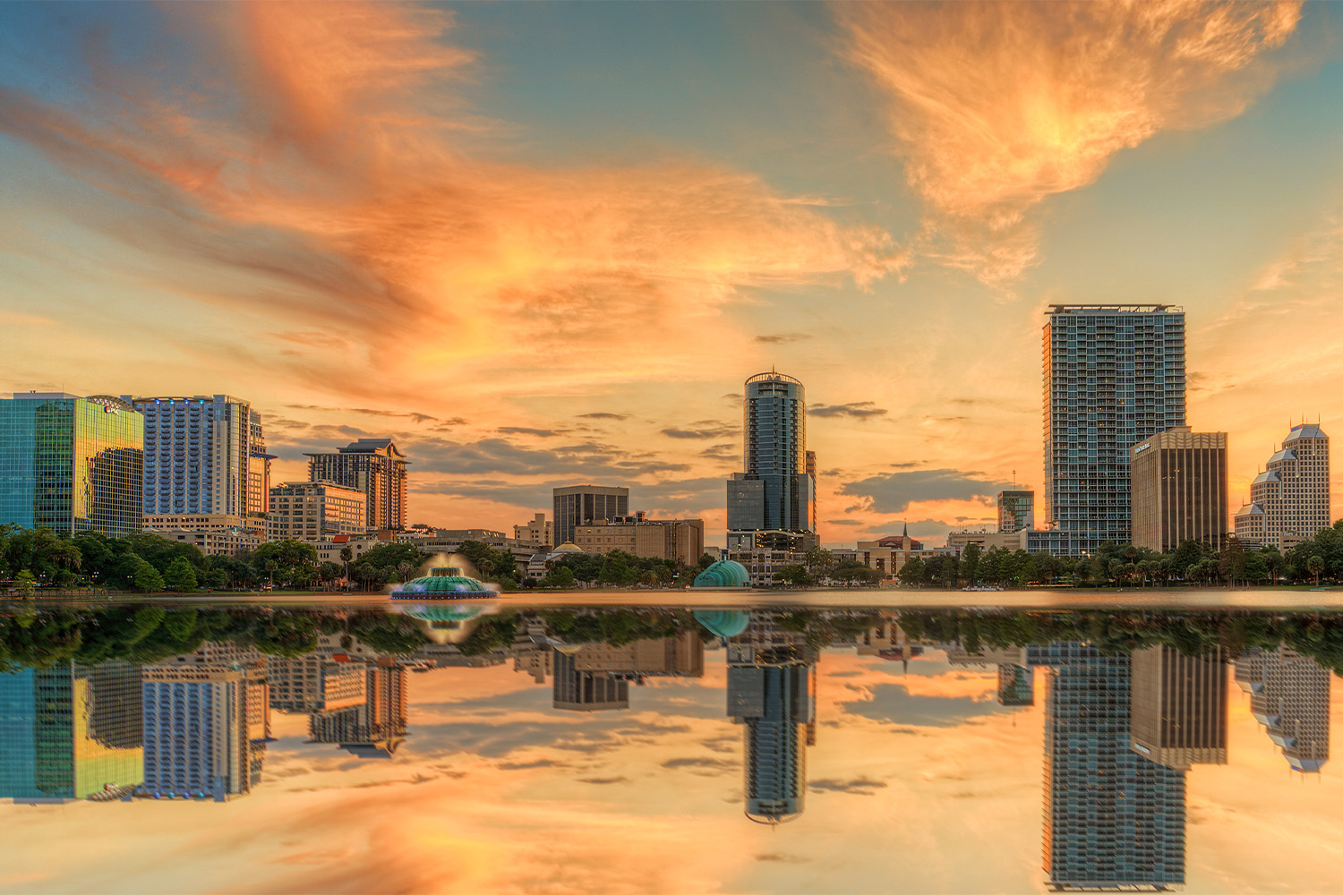 Sunset over Orlando at Lake Eola 