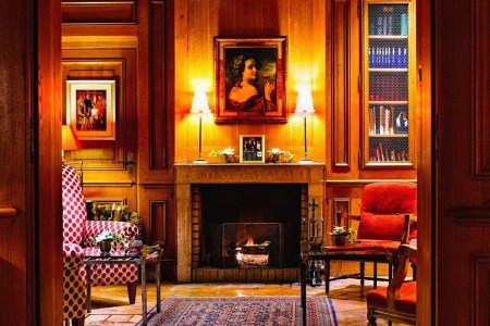 Sitting room interior at Bernard-Loiseau