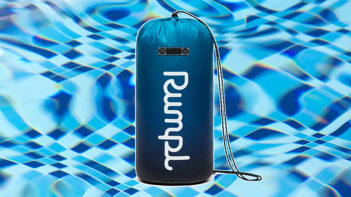 Rumpl Travel Cinch Sack on a blue background.