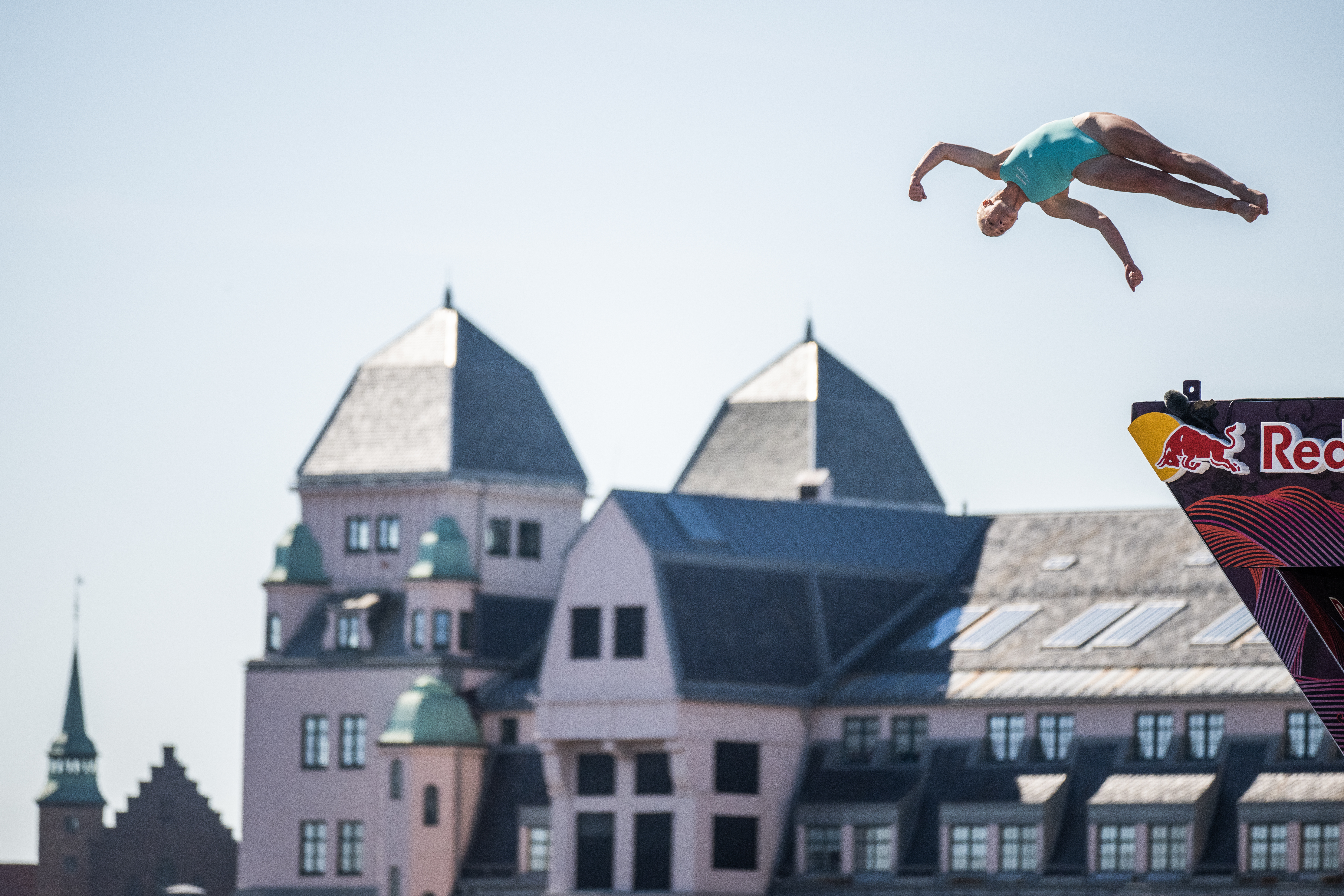 There’s Good Shape. Then There’s Red Bull Cliff Diving Shape.