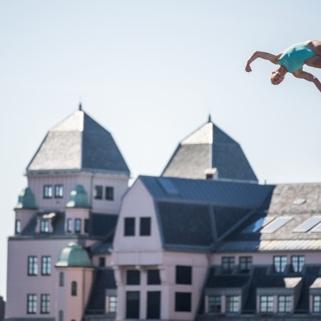 There’s Good Shape. Then There’s Red Bull Cliff Diving Shape.