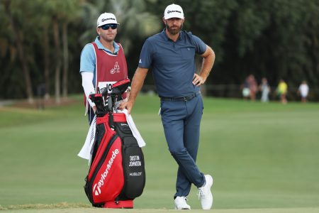 Caddies Reveal What Separates Looping for LIV Golf and the PGA Tour