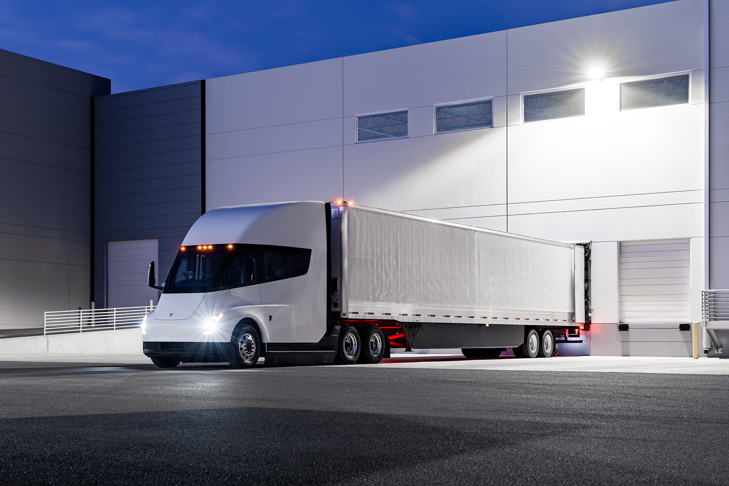 The Tesla Semi, an electric long-haul truck, pulled up to a loading dock at a warehouse