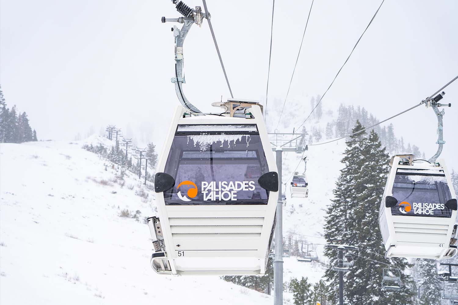 The new base-to-base gondola