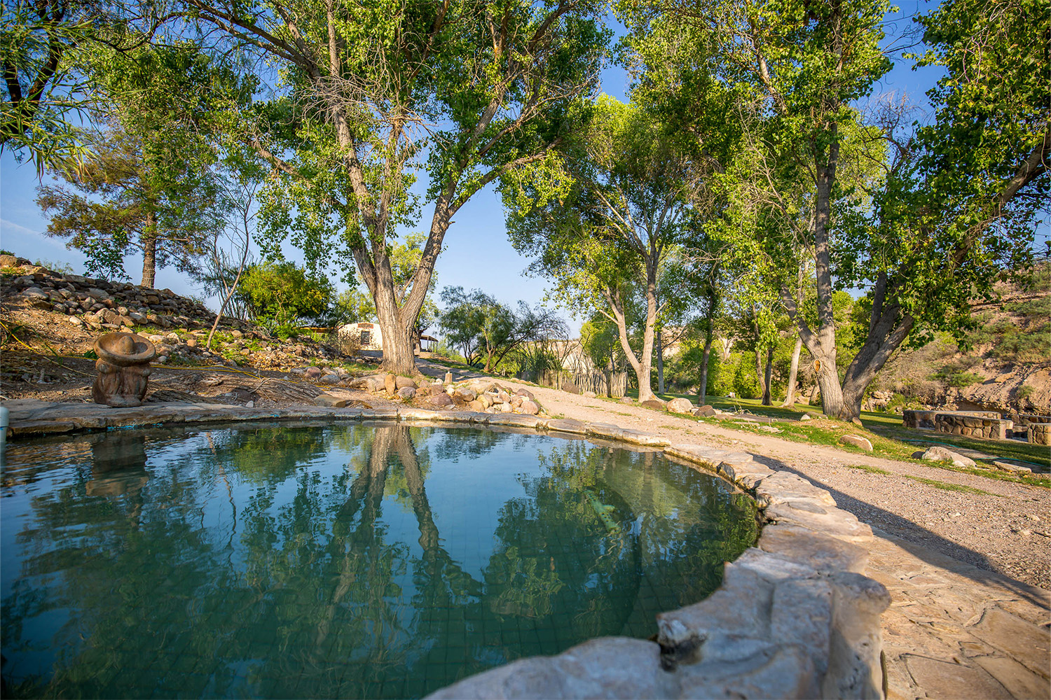 Chinati Hot Springs