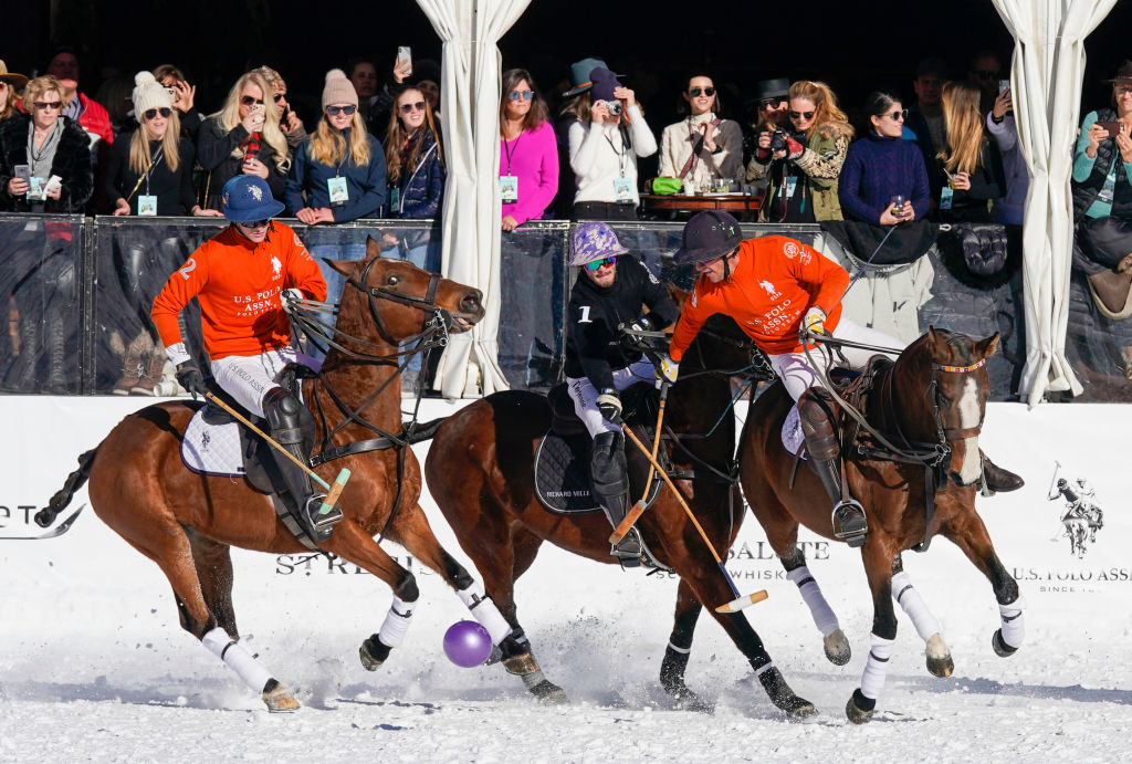 Snow polo