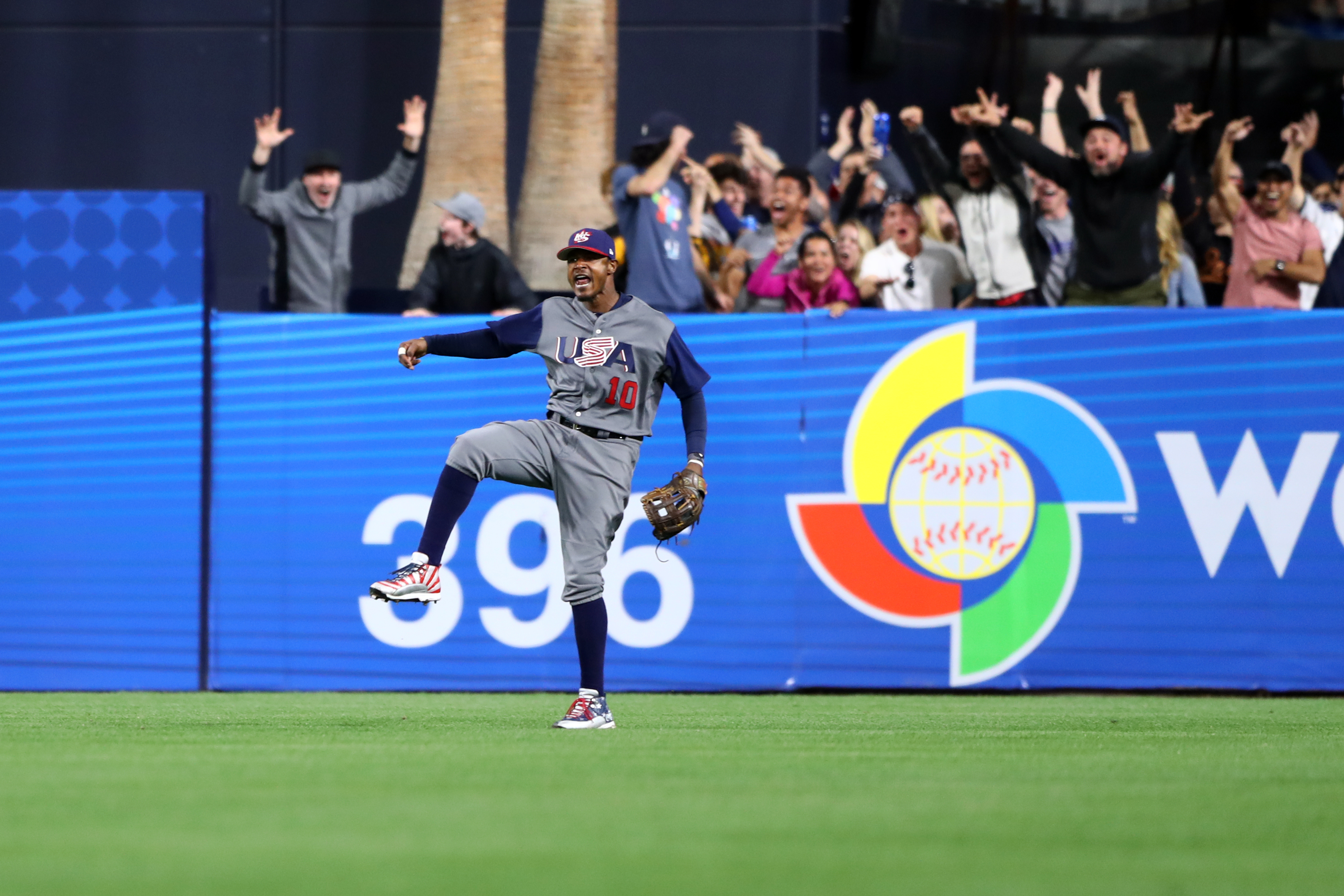 Adam Jones playing for USA Baseball in the World Baseball Classic.