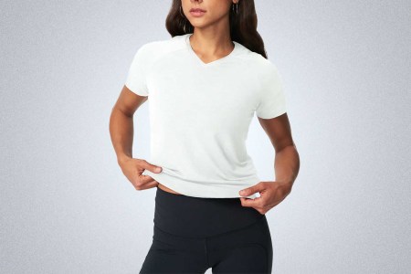 Forme Core V-Neck