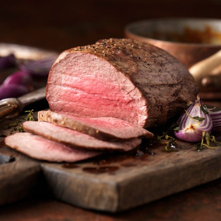 Chateaubriand roast cooked medium rare